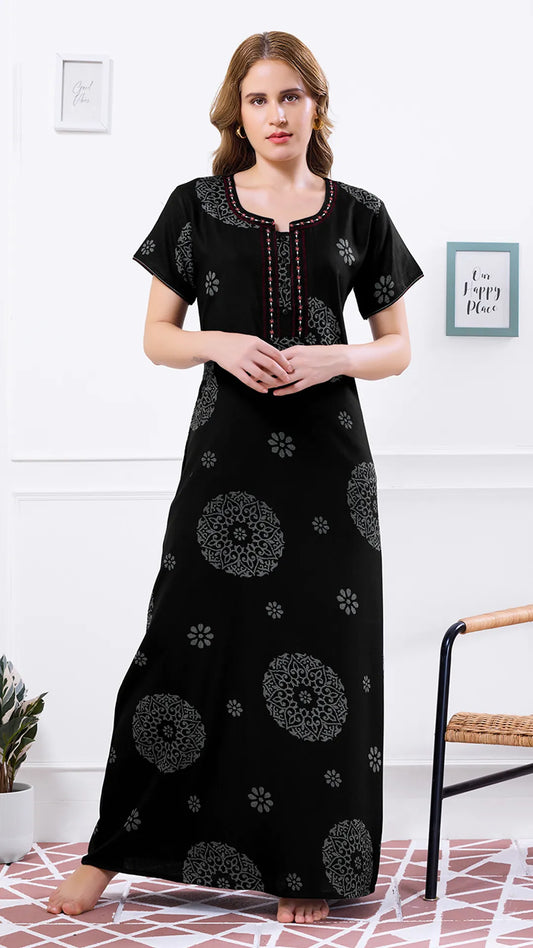 Midnight misty mood wear