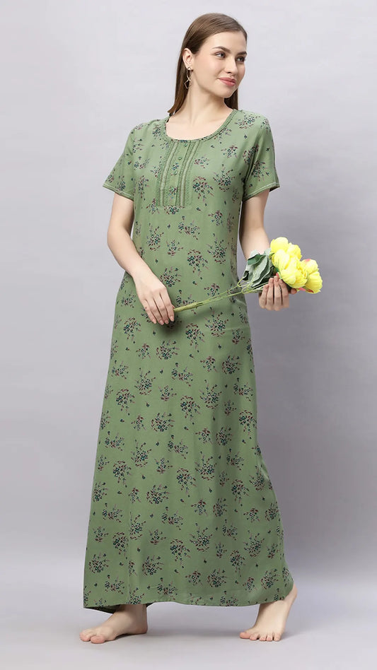 Midnight misty mood wear