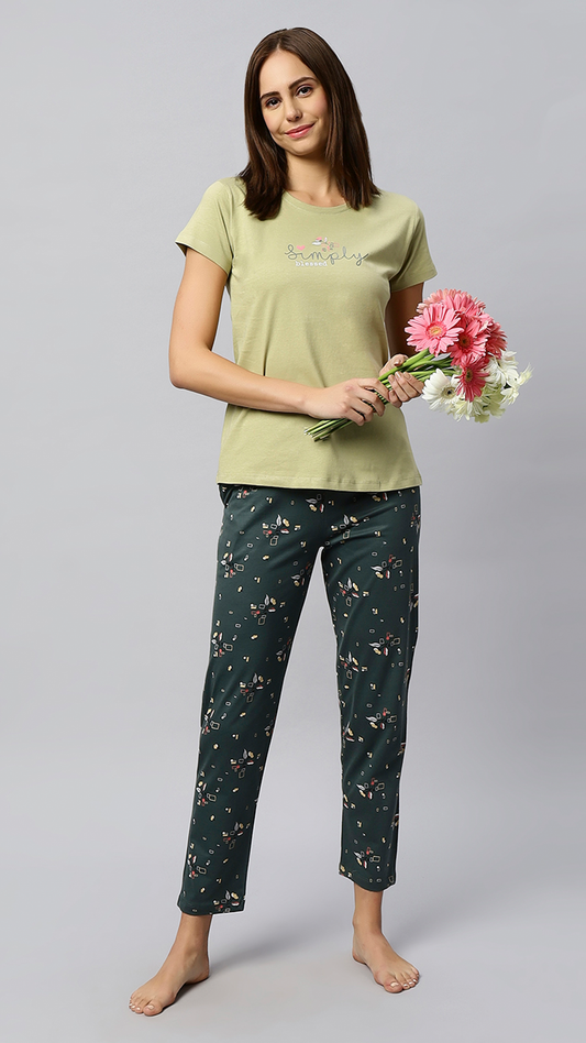 Sukanya Women's Printed Top & Pyjama Set, Regular Fit, Ideal For Lounge Wear, Pista, Sinker Fabric, Half Sleeve, Round Neck