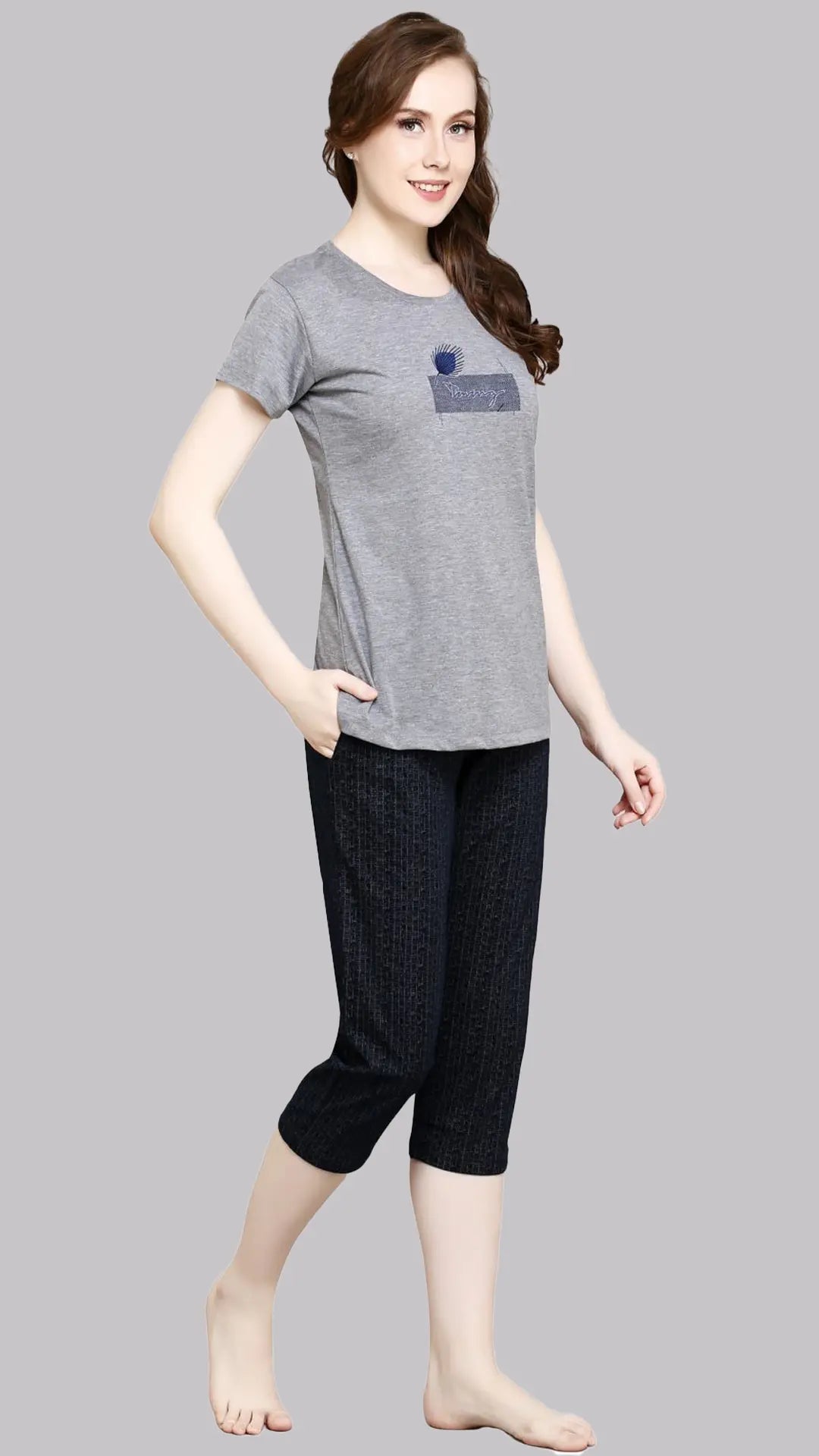 Sukanya  Women's Printed Sinker Capri Set | Regular Fit Loungewear | Ideal for Women | Lounge Wear Nightdress Capri Set Sleepwear | M. Grey Printed Half Sleeves Round Neck