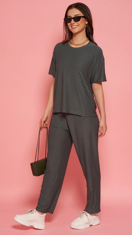 Lunica Women's Printed Sinker Nightsuit Set , Regular Fit Loungewear , Ideal for Women , Lounge Wear Nightdress Pyjama Set Sleepwear , Green Printed Half Sleeves Round Neck
