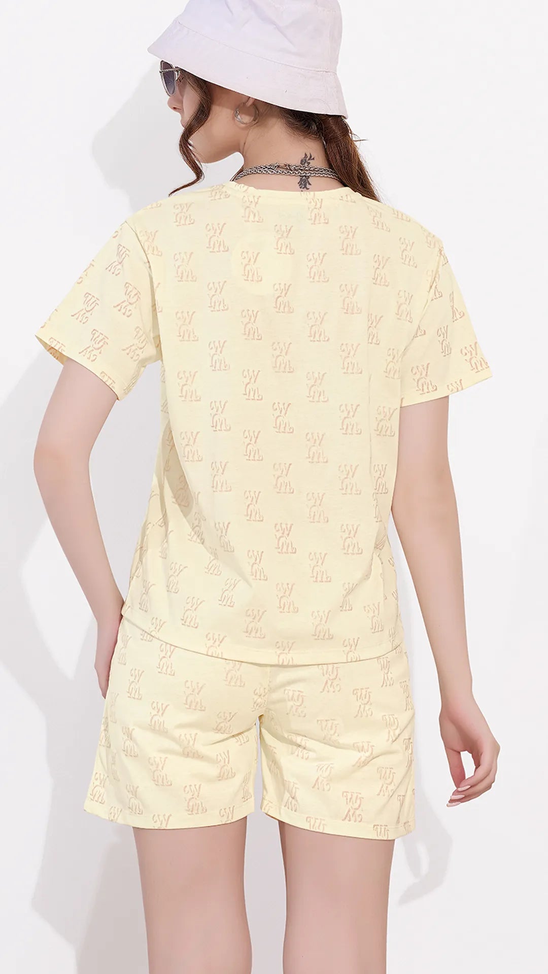 Off White &nbsp;Printed Half Sleeves Round Neck