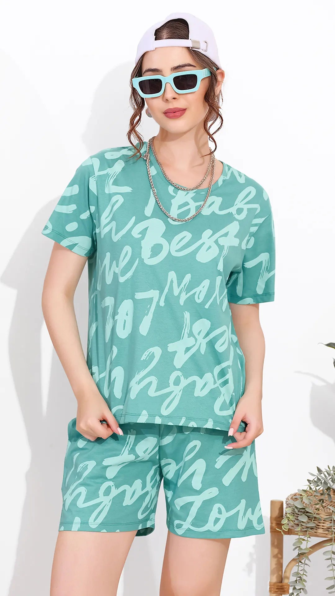 Pista Printed Half Sleeves Round Neck