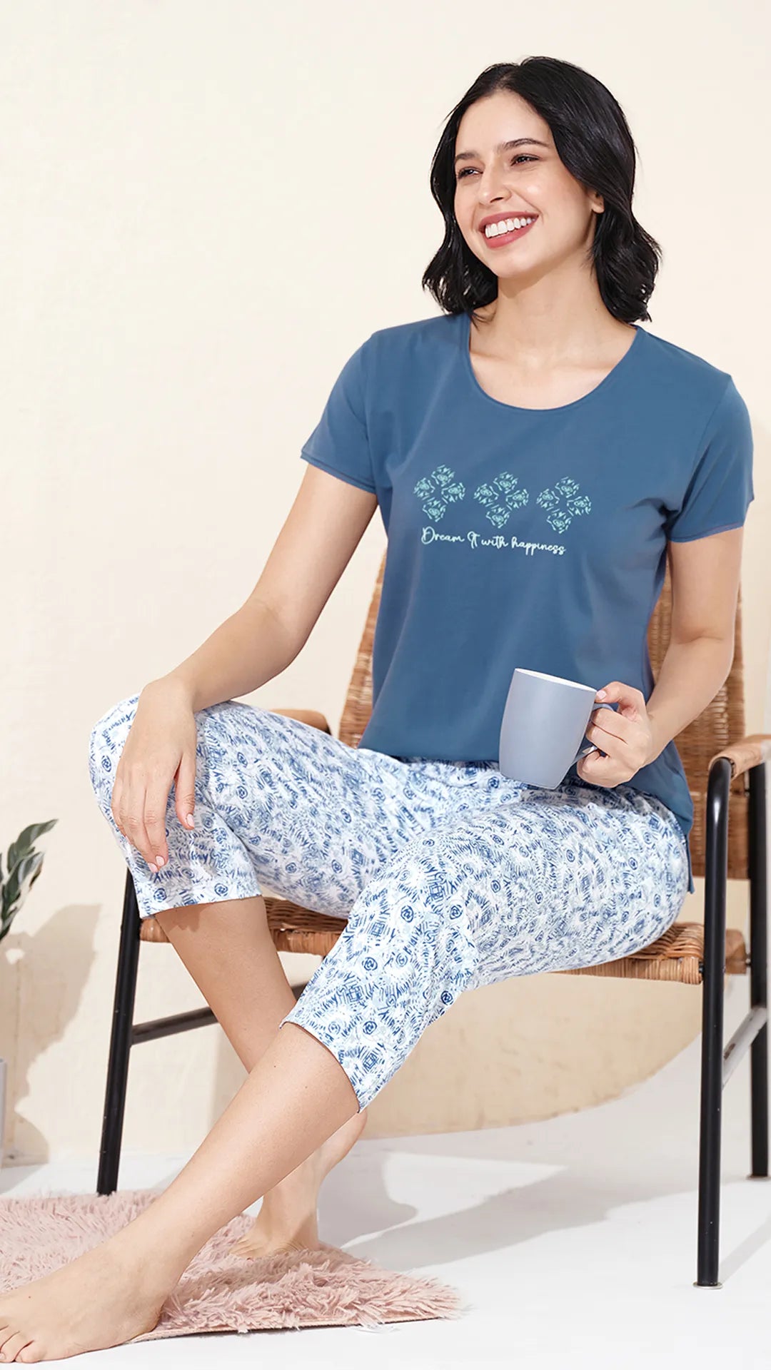 BLUE Printed Half Sleeves Round Neck