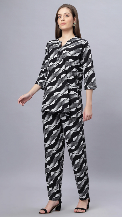 Sukanya Comfortable Women's Cotton Blend Half Sleeves Night Suit - Black & Navy Blue, Soft and Elegant Print Sleepwear