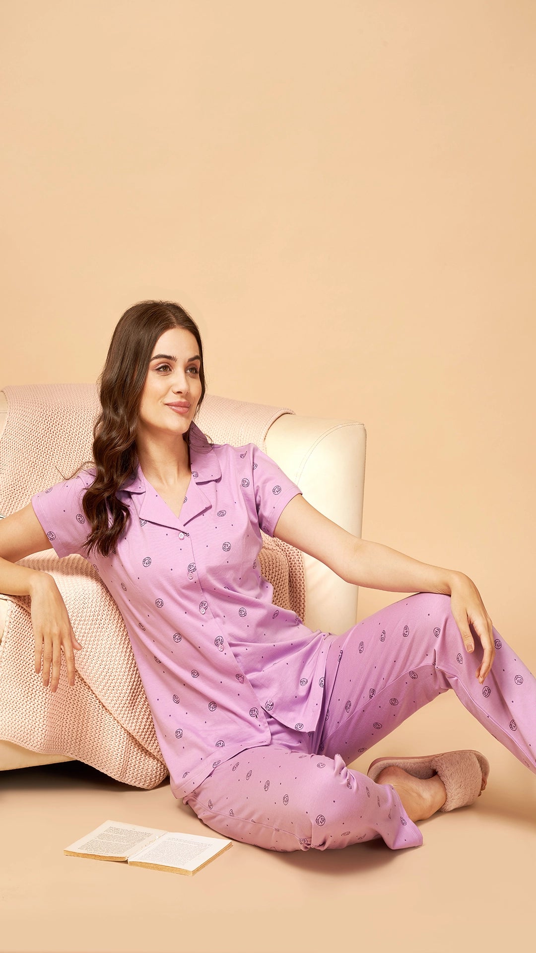 Sukanya  Women's Printed Sinker Nightsuit Set , Frount Open Lounge Wear Nightdress Pyjama Set Sleepwear , Green Printed Half Sleeves Round Neck.