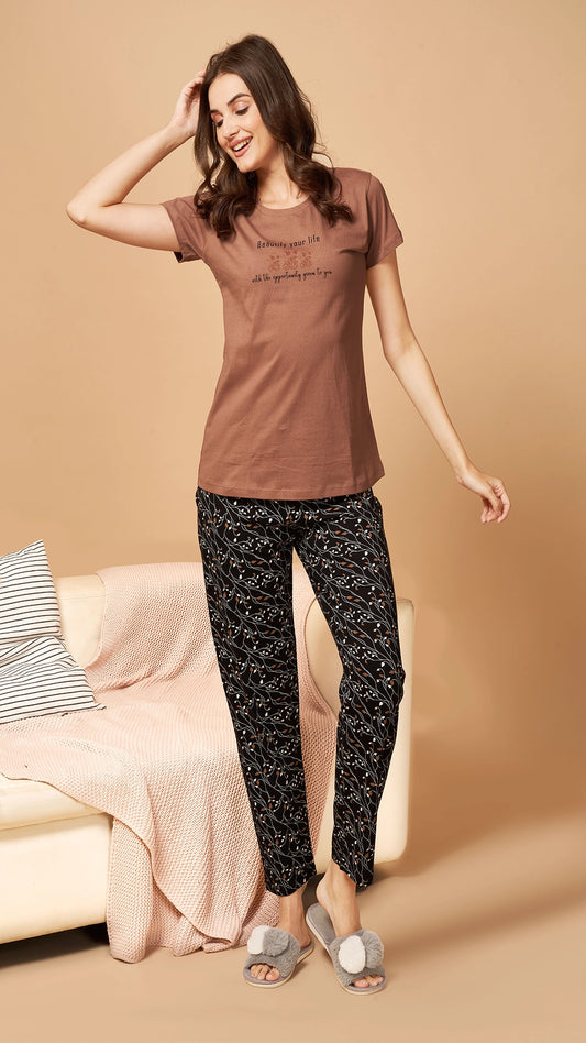Sukanya  Women's Printed Sinker Nightsuit Set , Regular Fit Loungewear , Ideal for Women , Lounge Wear Nightdress Pyjama Set Sleepwear , Skin Printed Half Sleeves Round Neck.